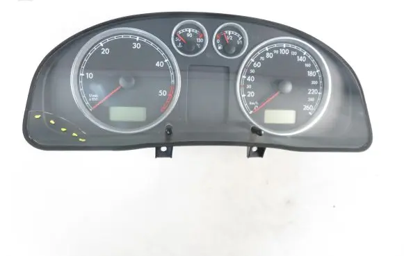 Volkswagen PASSAT B5.5 Speedometer (instrument cluster) 3B0920807A