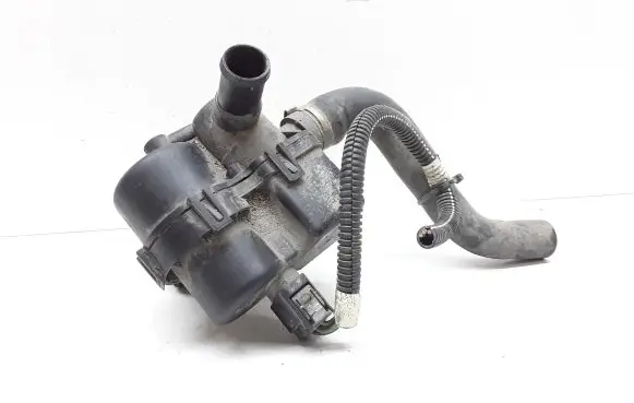 Volvo XC90 Electric auxiliary coolant/water pump 0261222011 8631634