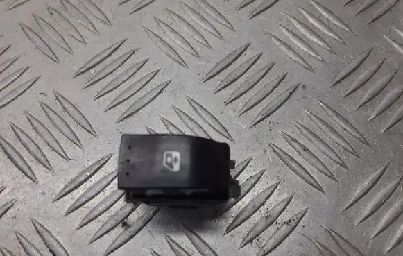 Renault Scenic II - Grand scenic II Electric window control switch 28082