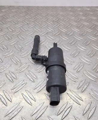Mercedes-Benz CLA C117 X117 W117 Headlight washer pump A2048690021