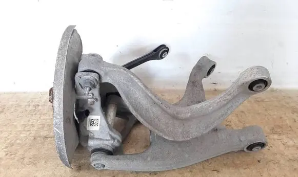 Porsche Macan (95B) Stub axle 8R0505435C