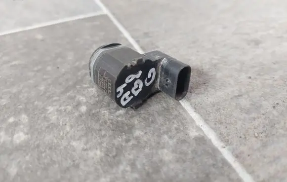 Audi A4 S4 B8 8K Parking PDC sensor 420919275