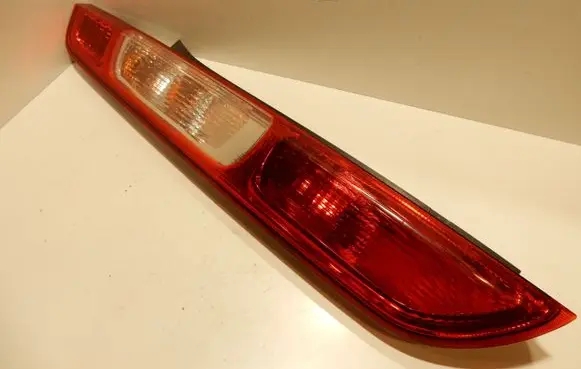 Ford Focus Rear/tail lights 4M5113405A 25625
