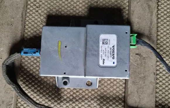 Volvo V50 GPS navigation control unit/module 30752377