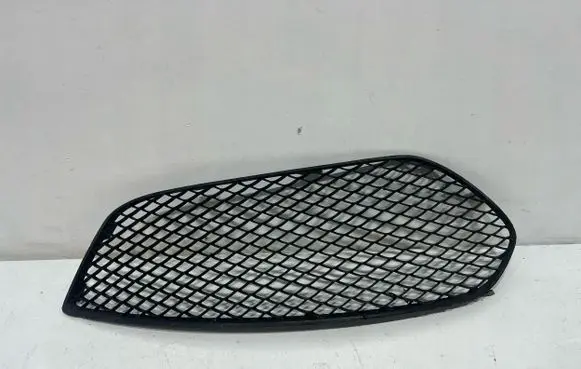 Mercedes-Benz CLA C117 X117 W117 Front bumper lower grill MBB1013