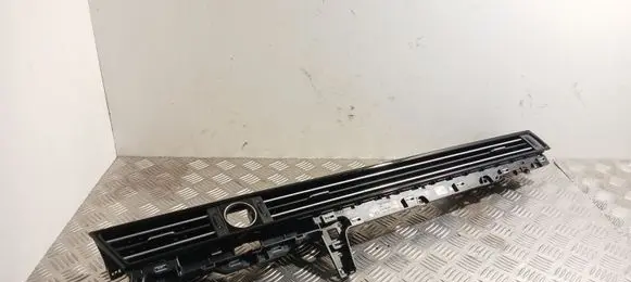 Volkswagen PASSAT B8 Dash center air vent grill 3G1858416F