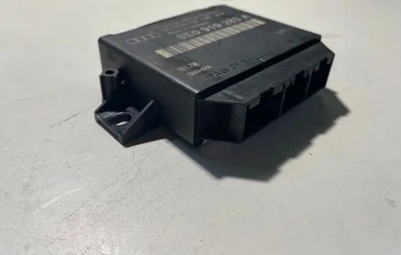 Audi A4 S4 B6 8E 8H Parking PDC control unit/module 8E0919283A