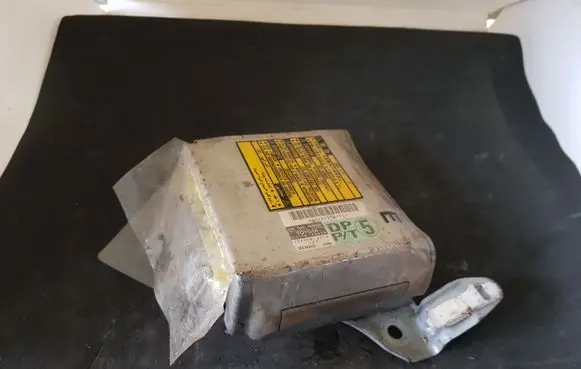 Toyota Highlander XU20 Airbag control unit/module 8917048020 1523004672