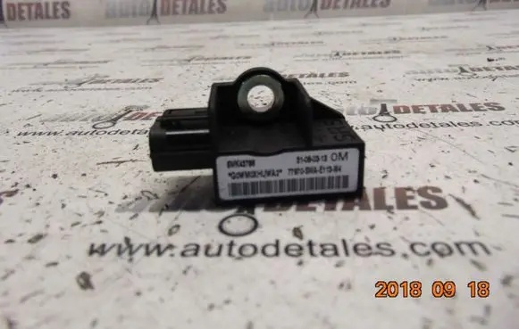 Honda CR-V Airbag deployment crash/impact sensor 77970SWAE113M4