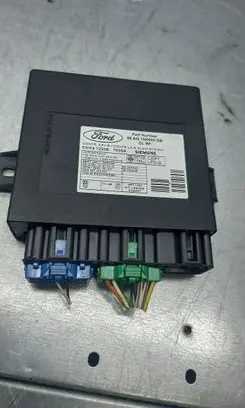 Ford Focus Comfort/convenience module 98AG15K600DB