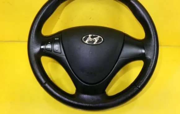Hyundai i30 Steering wheel 6112186B
