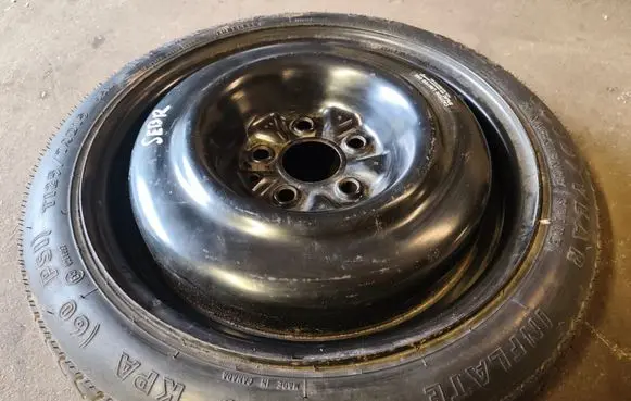 Chrysler Sebring (ST-22 - JR) R15 spare wheel 