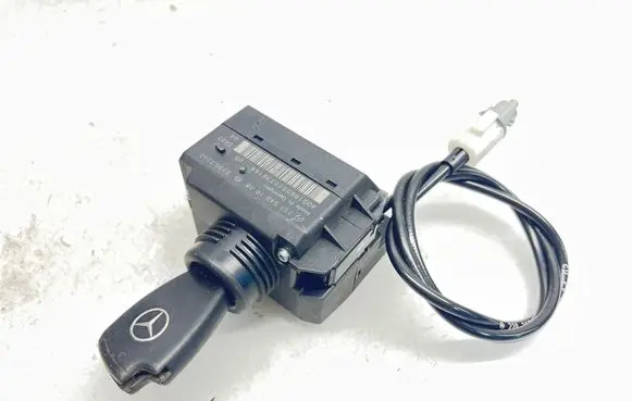 Mercedes-Benz E W211 Ignition lock 2115451008