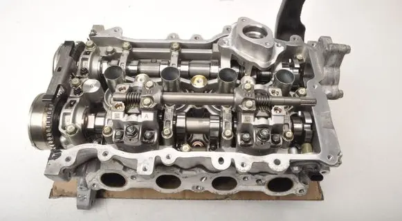 KIA Ceed Engine head 22111-08200