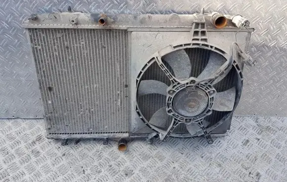 Coolant radiator