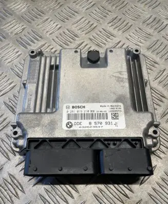 BMW 1 F20 F21 Engine control unit/module 8570931 030623547 0281019210
