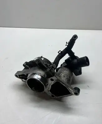 Ford Mondeo Mk III Vacuum pump 