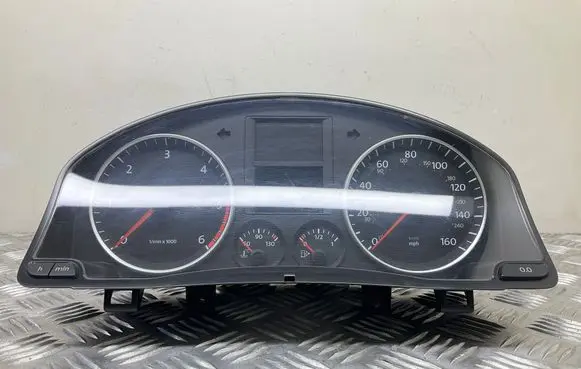 Volkswagen Scirocco Speedometer (instrument cluster) 1K8920960E 3C8035195 1K0953503JH