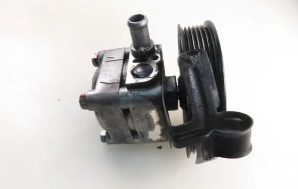 Volvo S80 Power steering pump 