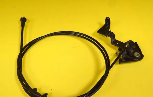 Audi A4 S4 B5 8D Engine bonnet/hood lock release cable 