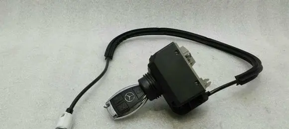 Mercedes-Benz SLK R172 Ignition lock A2129056801