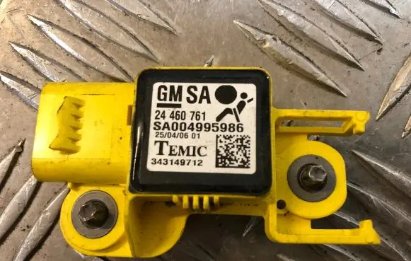 Opel Zafira A Airbag deployment crash/impact sensor 24460761 343149712
