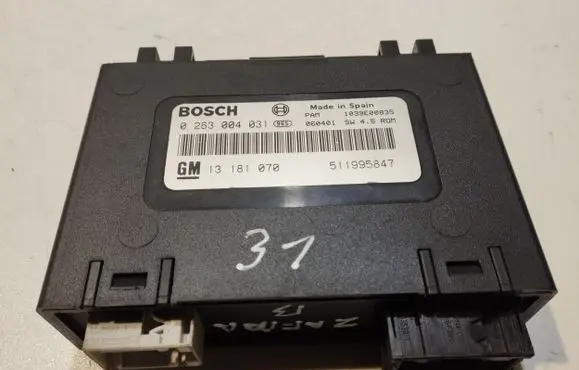 Opel Zafira B Parking PDC control unit/module 13181070 0263004031