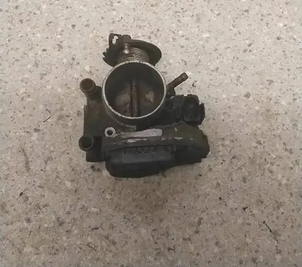 Audi A4 S4 B5 8D Throttle valve 058133063