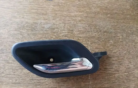 BMW 5 E39 Front door interior handle 8226050