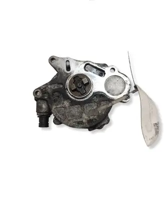 Volkswagen PASSAT CC Vacuum pump 03L145100
