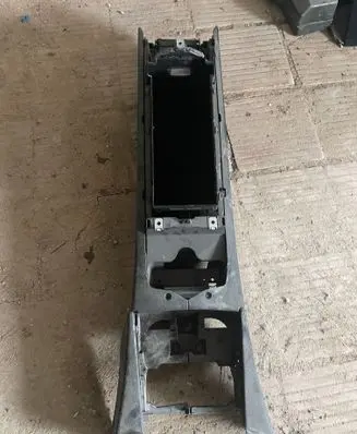 Mercedes-Benz S W221 Center console