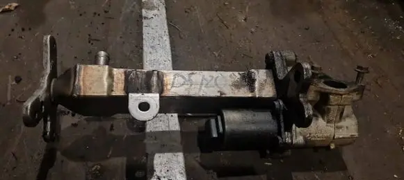 Volvo XC90 EGR valve cooler 30637142