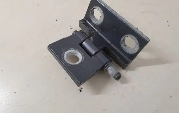 Volvo XC90 Rear door upper hinge