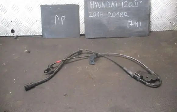 Hyundai i20 (PB PBT) ABS brake wheel speed sensor 