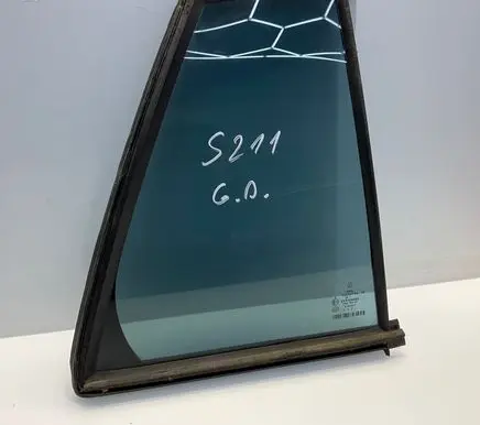 Mercedes-Benz E W211 Rear vent window glass A2117302255 2117302255