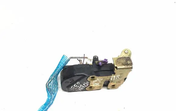 Jeep Cherokee Front door lock 3969 B650