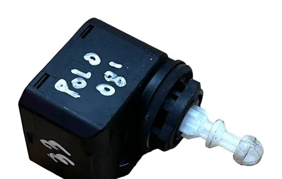 Volkswagen Polo IV 9N3 Headlight level adjustment motor ALS0006U