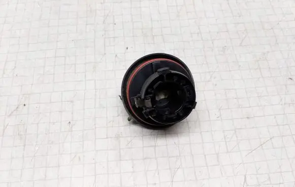 Mercedes-Benz E W211 12 V Socket (front) 