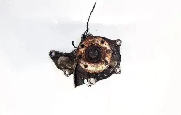Toyota Carina T210 Water pump