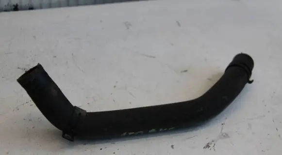 Volkswagen Touran I Engine coolant pipe/hose 1K0121157A