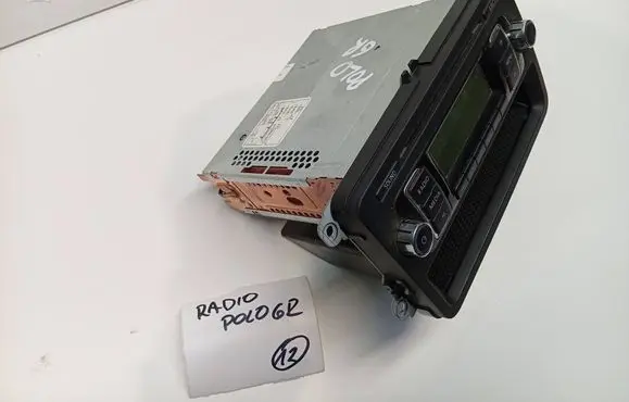 Volkswagen Polo V 6R Radio/CD/DVD/GPS head unit 5M0035156B AUZAZ118575059