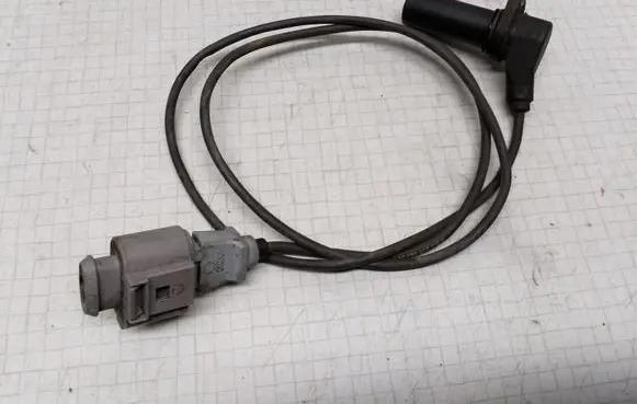 Volkswagen PASSAT B5.5 Sensor 1J0973723G