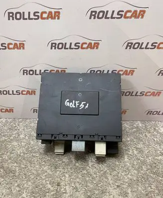 Volkswagen Golf Plus Fuse module 1K0937049M F005V00482