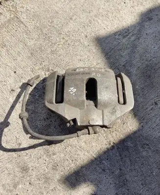 BMW 5 E60 E61 Front brake caliper 6030
