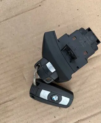 BMW X1 E84 Ignition lock 