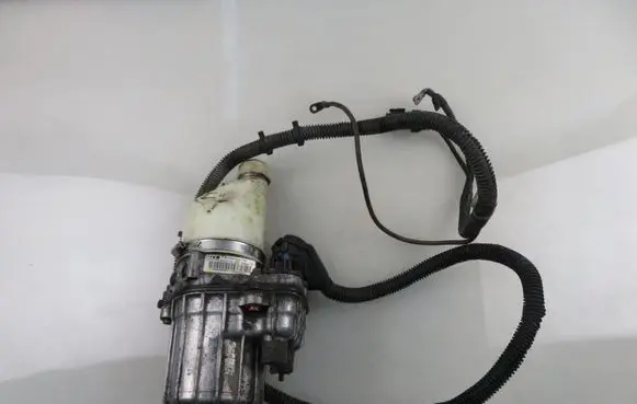 Opel Zafira B Power steering pump 7625955127 13192897