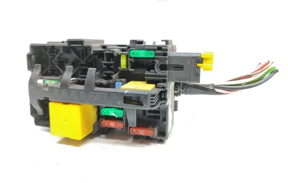 Peugeot 3008 II Fuse box set 9806192580 A006C801 2010EC0V01A0