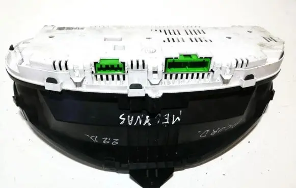 Honda Accord Speedometer (instrument cluster) 78100e100 78100-e100