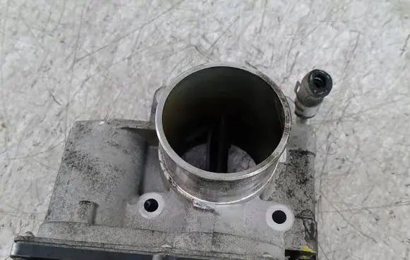 Mazda 5 Throttle body valve RF7J136B0DK4238