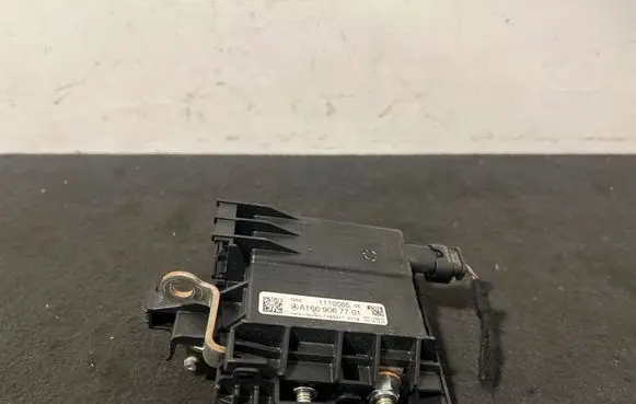 Mercedes-Benz GLE AMG (W166 - C292) Battery relay fuse a1669067701